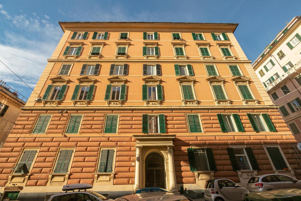Homes In Genoa - Gold And Silver Bagian luar foto